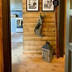 Newly Renovated By Slopes