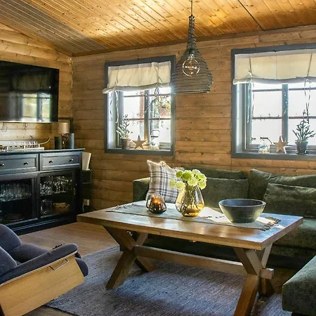 Newly Renovated By Slopes Feriehus *