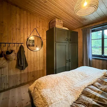 Holiday home Newly Renovated By Slopes Sjusjoen