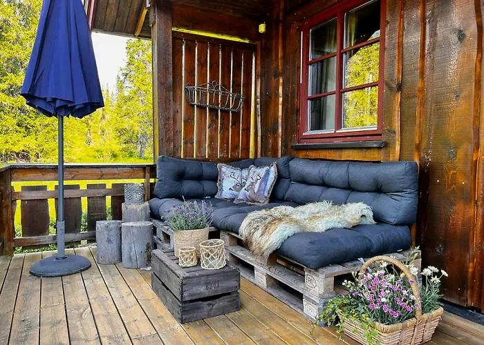 Newly Renovated By Slopes *